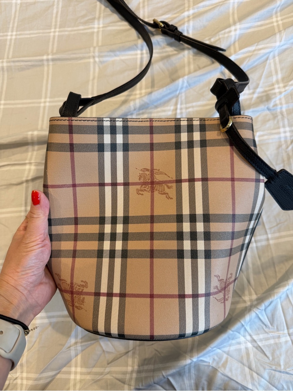 100% Authentic Burberry Lorne Bucket Bag